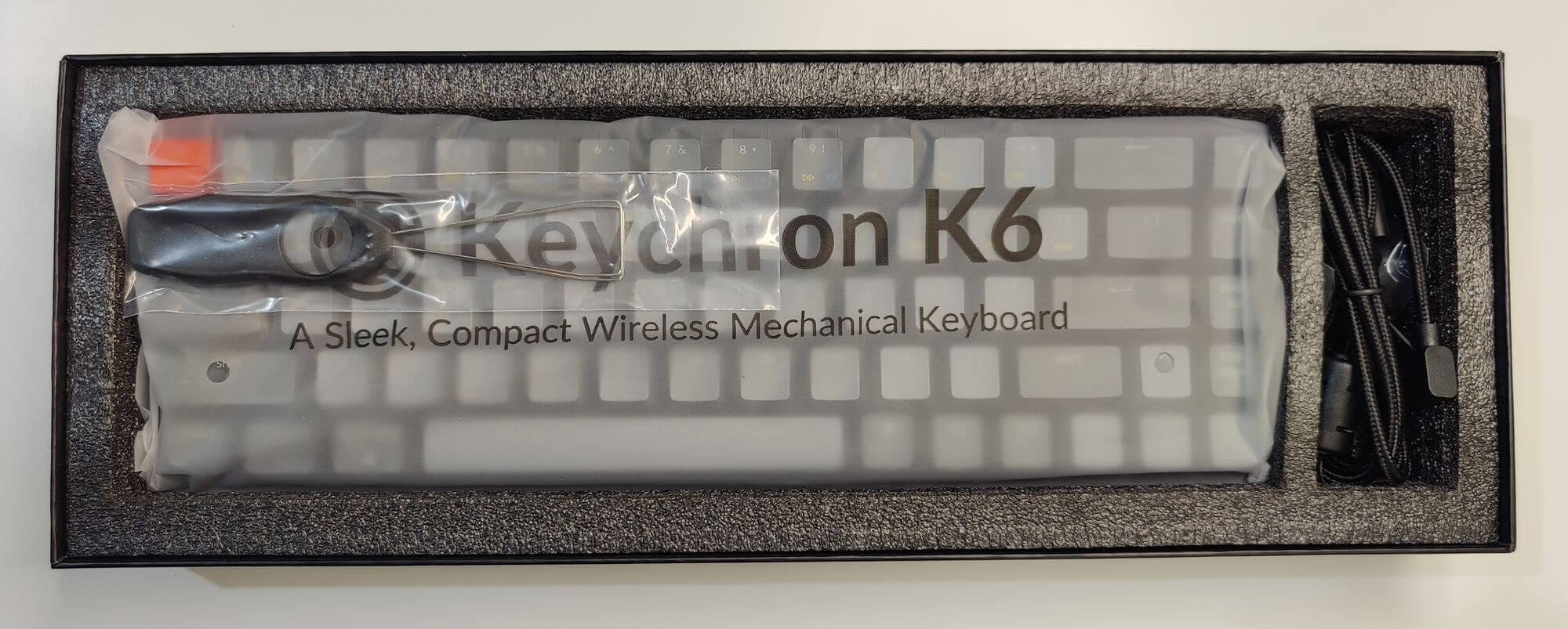 Keychron K6 內容物